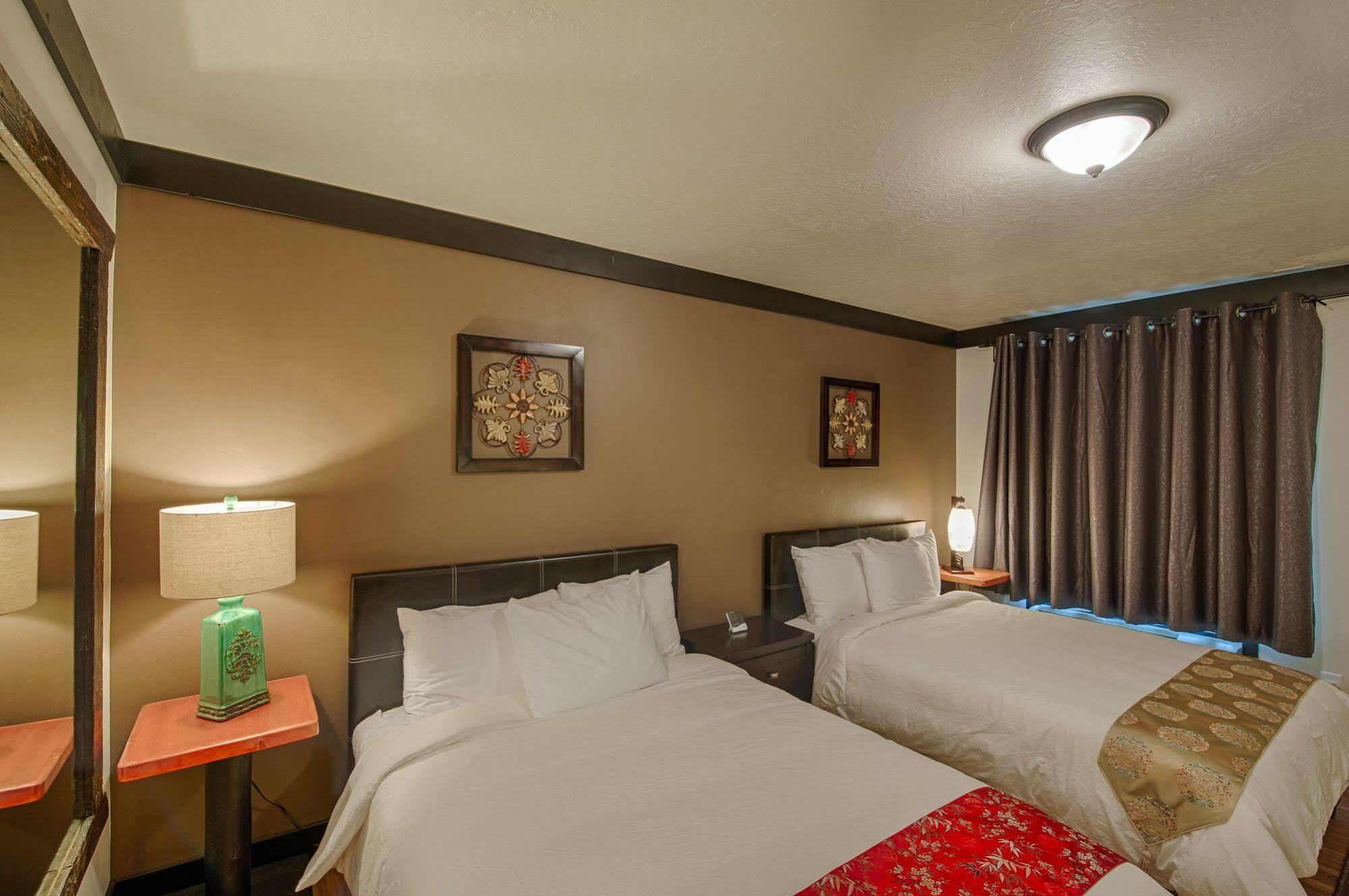 Tao'S Inn West Yellowstone Exterior foto